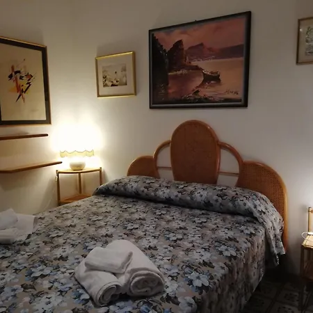 La Casa Del Capitano, L'uomo E Il Mare ... *