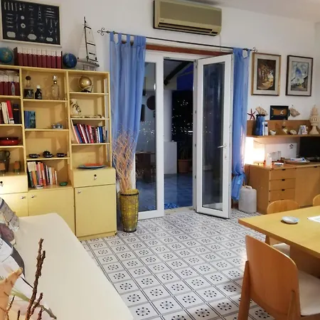 La Casa Del Capitano, L'uomo E Il Mare ... Lipari