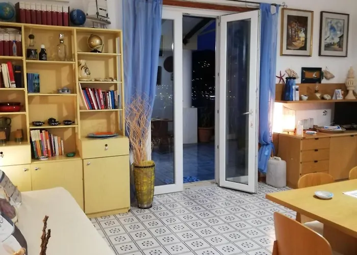 La Casa Del Capitano, L'uomo E Il Mare ... 리파리