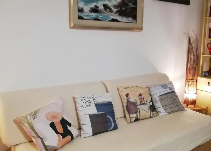 La Casa Del Capitano, L'uomo E Il Mare ... * 리파리